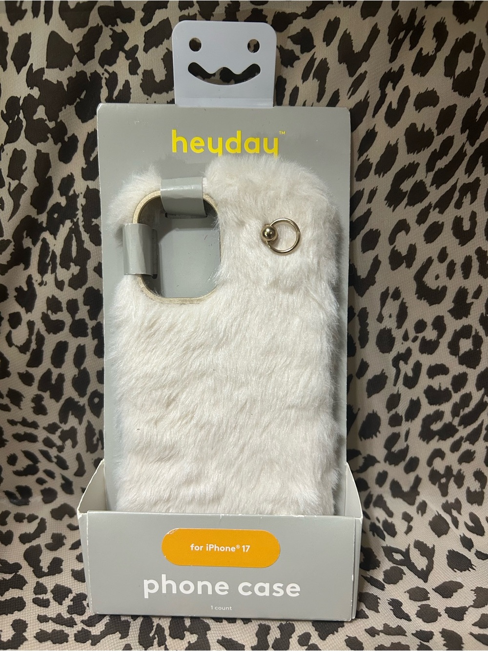 heyday iPhone 17 “Cream Fur” Phone Case